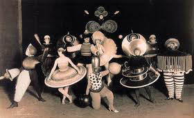 Oskar Schlemmer, Τριαδικό Μπαλέτο, 1926-1927