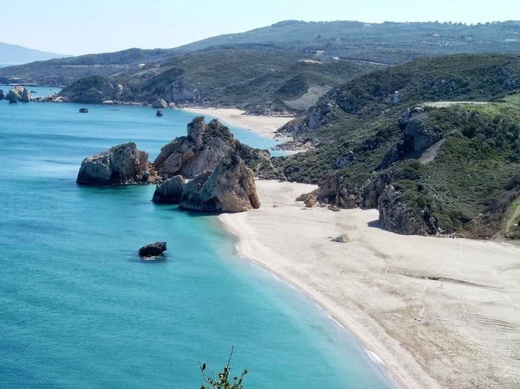 Οι γειτονικές παραλίες Μελανή και Ποτιστικά στο Πήλιο.