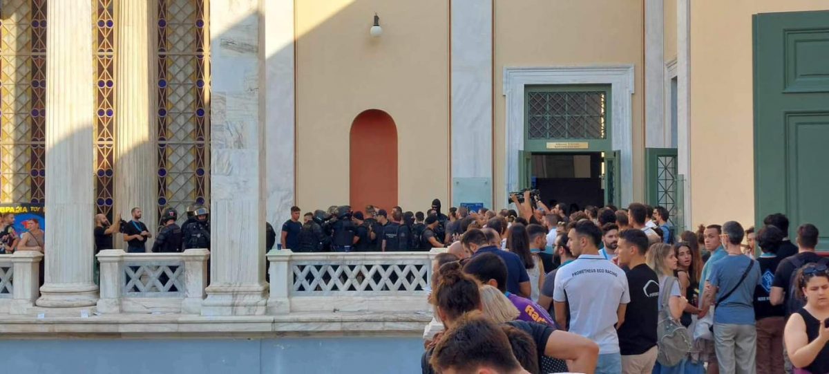 Απόφαση – καταγγελία του Τμήματος Αττικής του Συλλόγου Αρχιτεκτόνων για την αστυνομική βία στη «Βραδιά του Ερευνητή» στο ΕΜΠ με ενορχηστρωτή τον Πρύτανη Γιάννη&nbsp;Χατζηγεωργίου